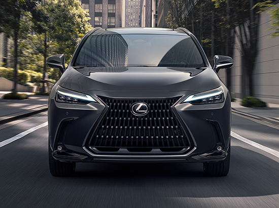 Ngoại thất Lexus NX màu xám Cloudburst Grey.